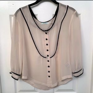 Urban Outfitters Kimchi Blue  Size: XS